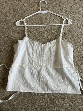 Brandy Melville White Lace-Trim Pintuck Camisole